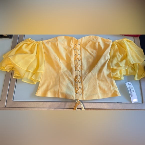 New! Sexy Cropped Yellow Blouse Strapless Womens Top. Size S with Flared Sleeves - Picture 7 of 9